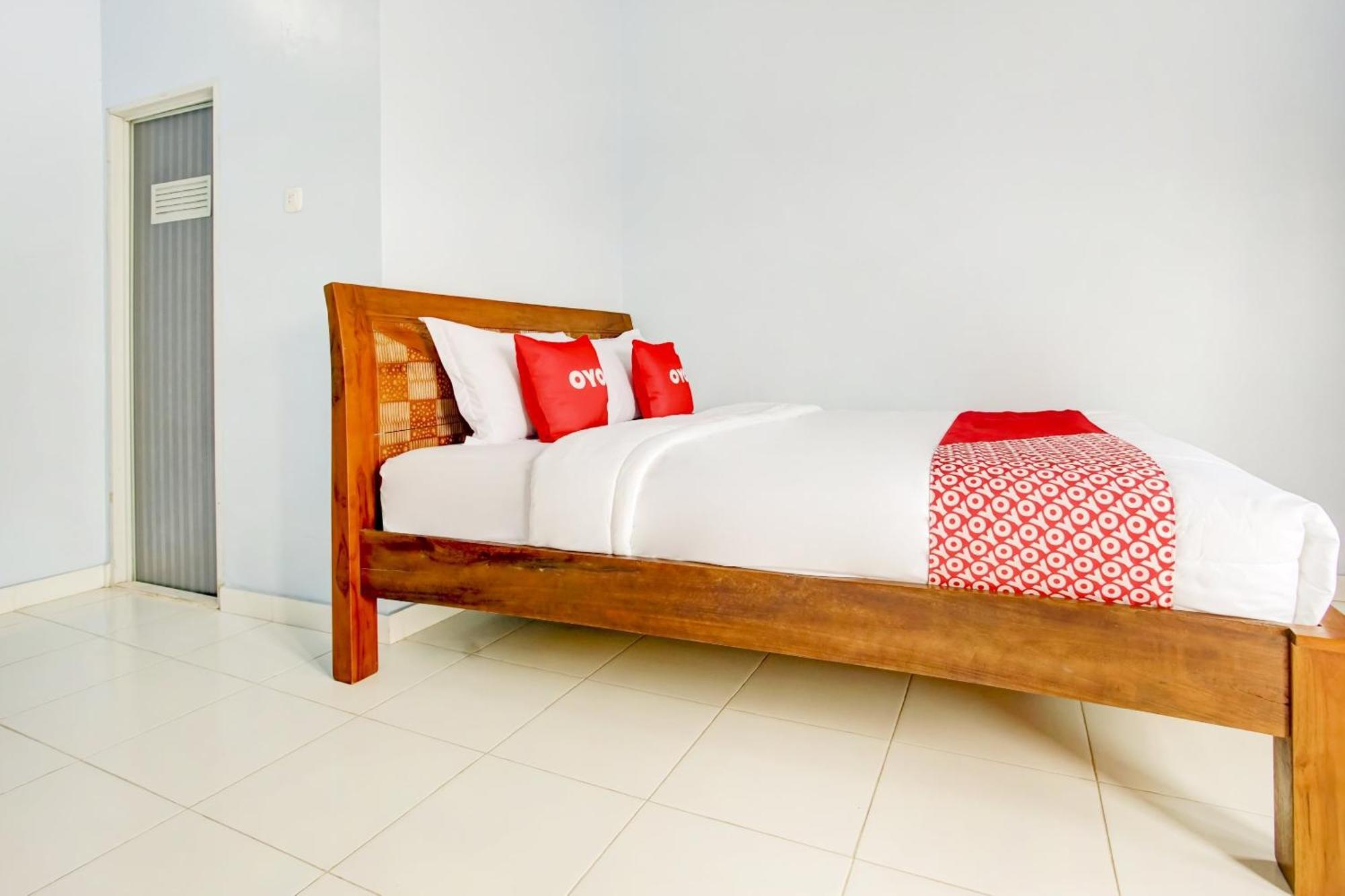 Oyo Life 3982 Azka Homestay Syariah 반다르 람풍 외부 사진