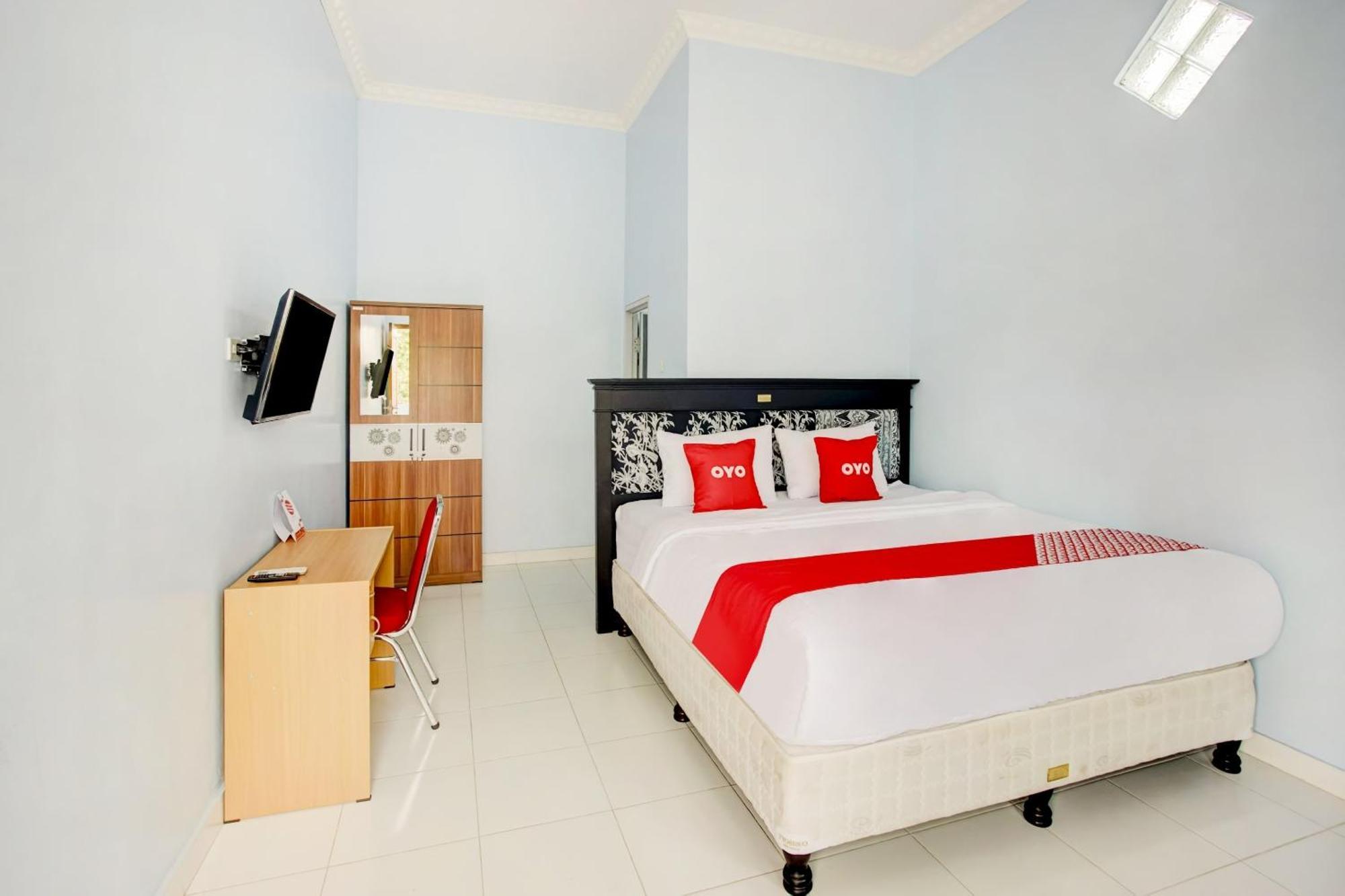 Oyo Life 3982 Azka Homestay Syariah 반다르 람풍 외부 사진