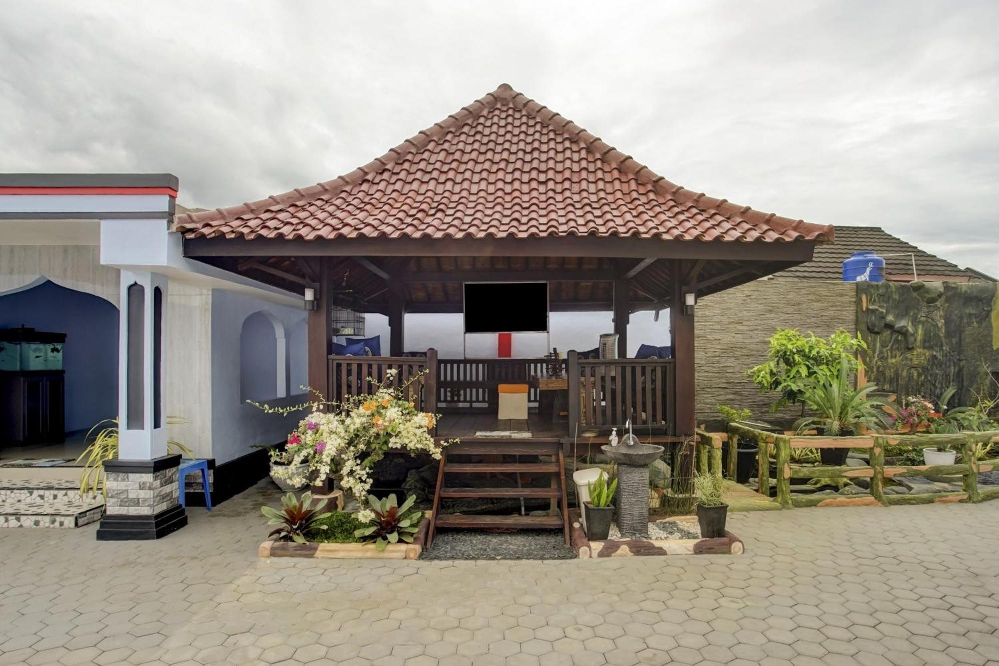 Oyo Life 3982 Azka Homestay Syariah 반다르 람풍 외부 사진