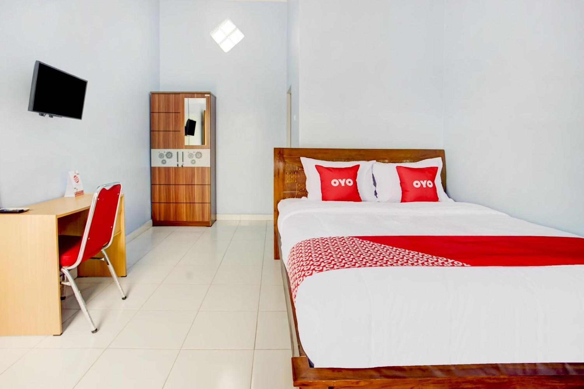 Oyo Life 3982 Azka Homestay Syariah 반다르 람풍 외부 사진